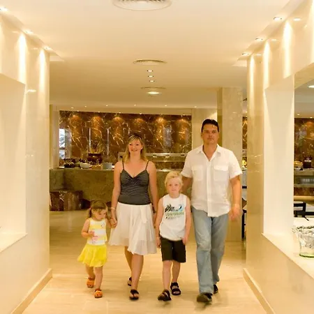 Playa Dorada 3*